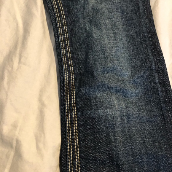 Express barely boot jeans size 4 - Picture 2 of 5